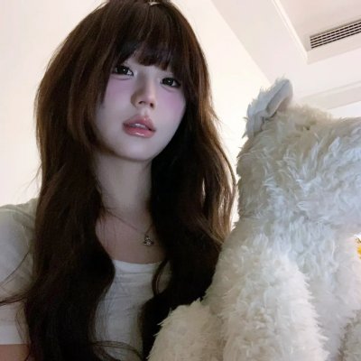 绽放的带刺玫瑰